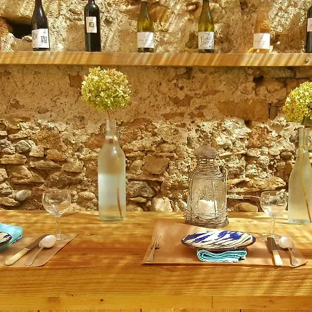 Domaine De Capies * Pomy